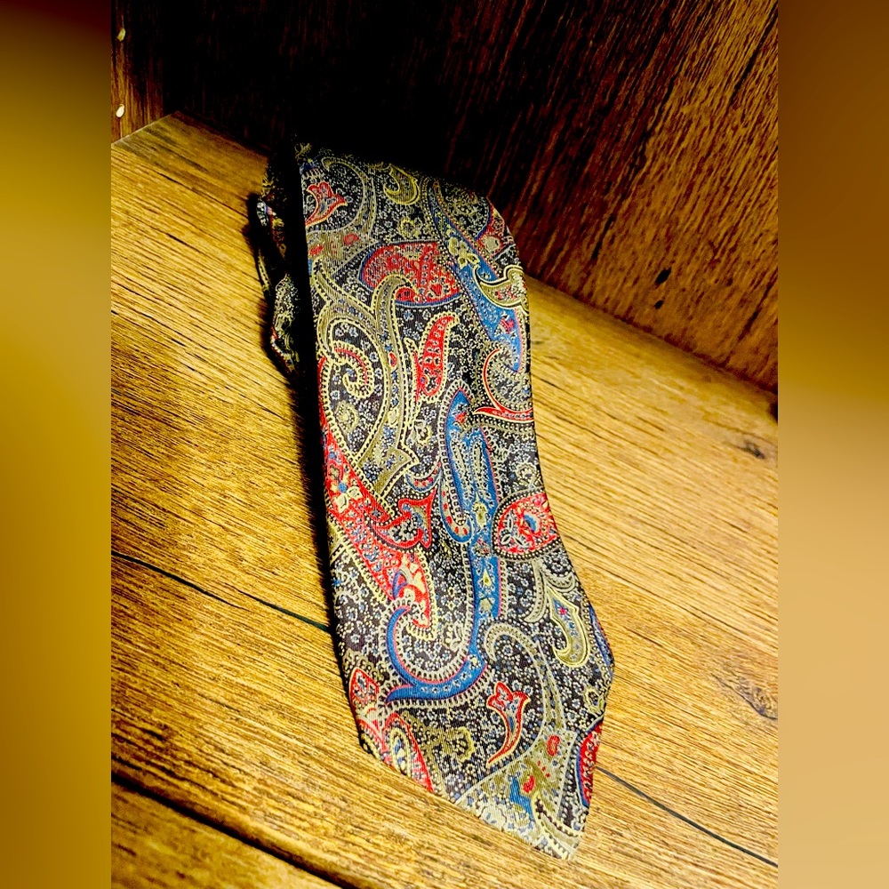 Vintage Oscar de la Renta Paisley Tie